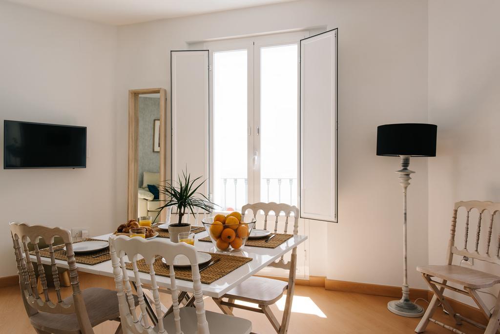 Hostly Acetres 2A-Penthouse In City Center-Fibre-Parking Opt Sevilha Exterior foto